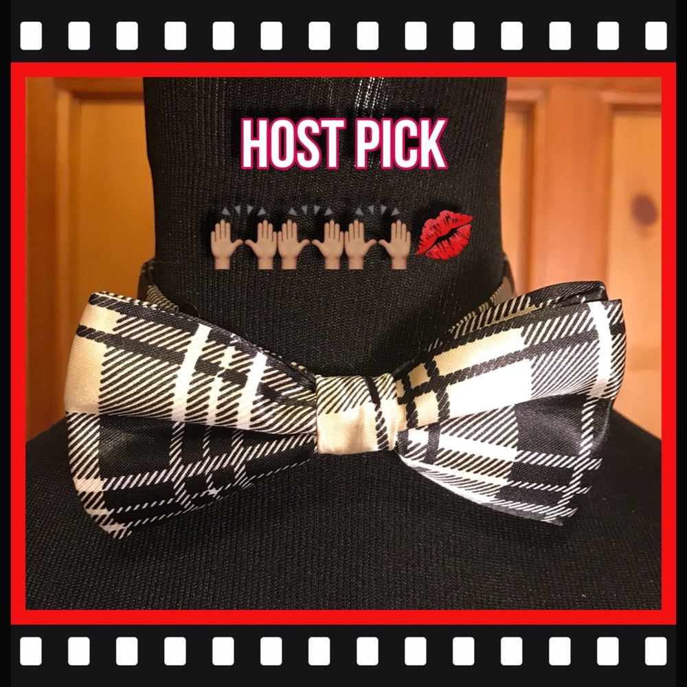 Elegant checkered bowtie 💋
