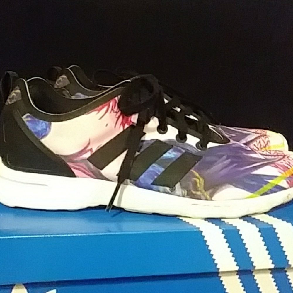 ZX Flux Smooth Adidas shoes 6 1/2 size Ladies