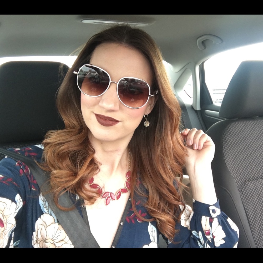 Meet your Posher, Olivia!