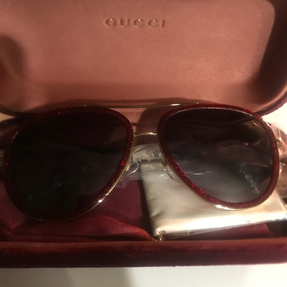 Gucci Aviators (Bee) Edition Authentic... - Picture 2 of 2