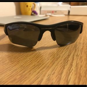 Men's black oakleys