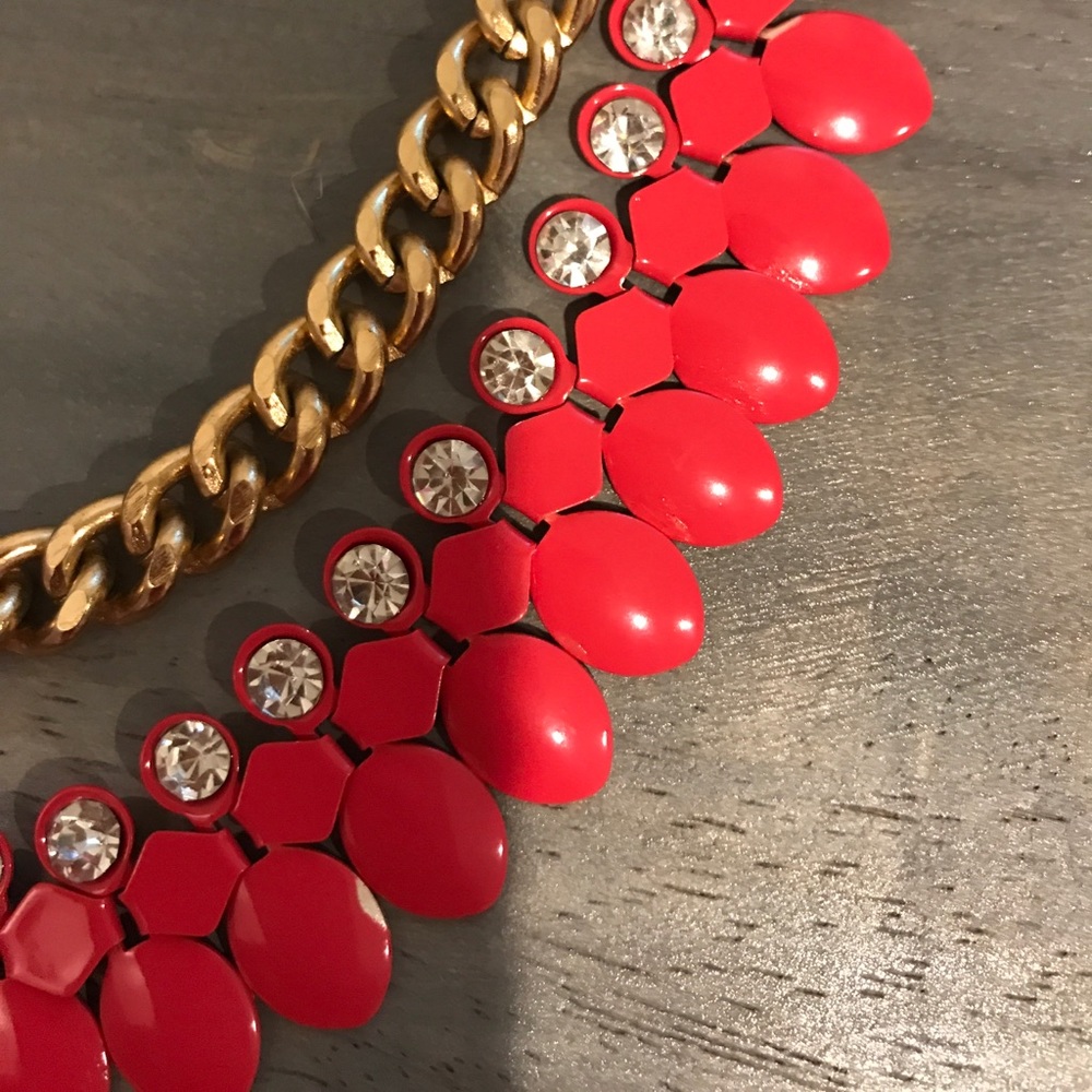 Statement Necklaces! - Picture 3 of 4