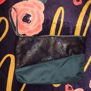 NWOT makeup bag