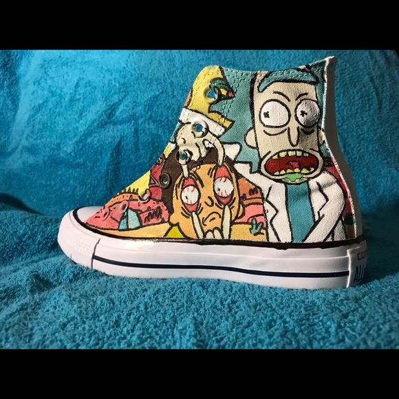 Hand painted customizable Rick & Morty Shoes - Picture 4 of 7