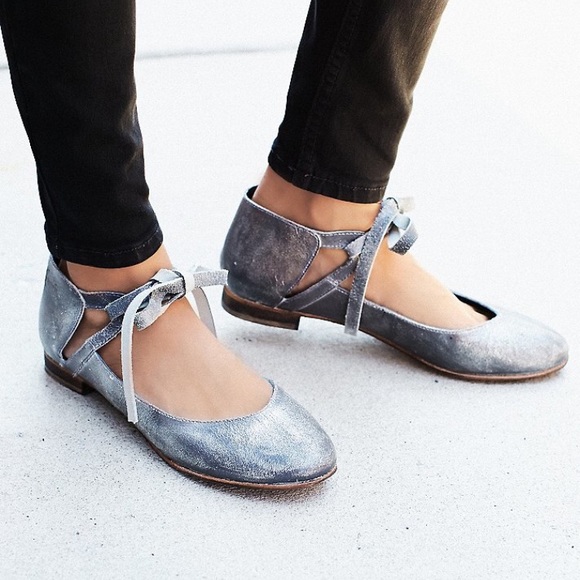 Free People Atlas Slippers - Picture 2 of 2