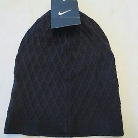 Nike hat - Picture 2 of 2
