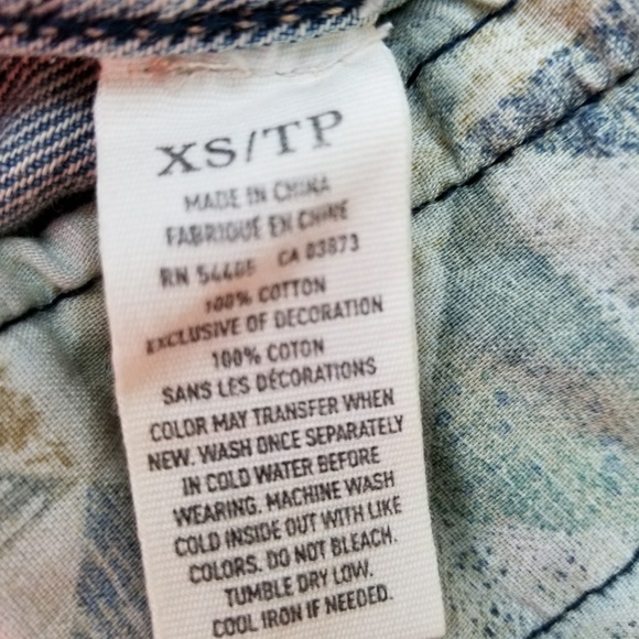 American Eagle denim jean jacket - Picture 7 of 7