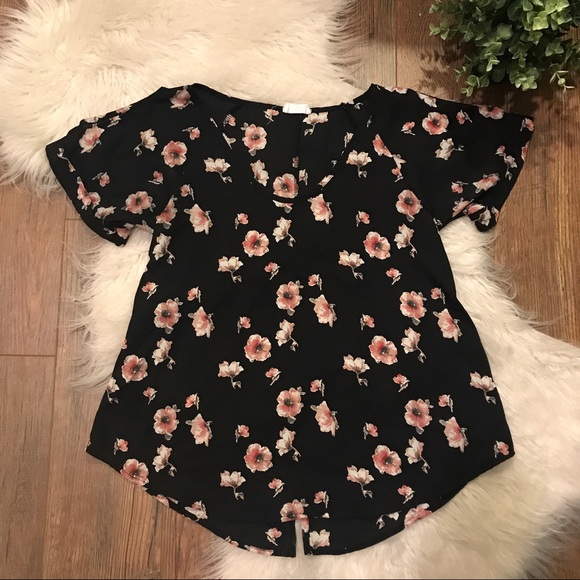 Tops - Floral Blouse