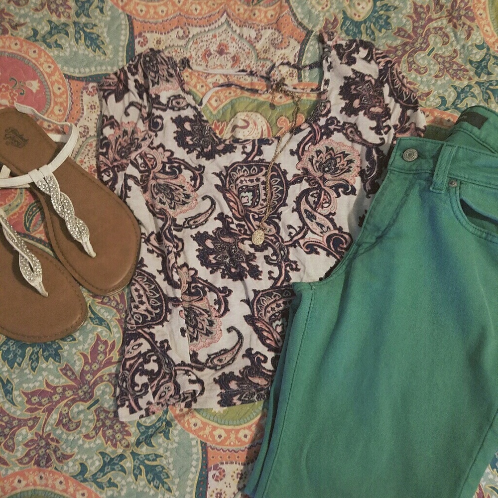 Charlotte Russe Printed Crop Top