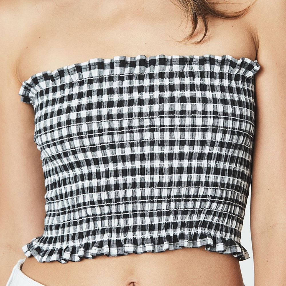 LAST ONE! Gingham Ruched Tube Top - Picture 2 of 4