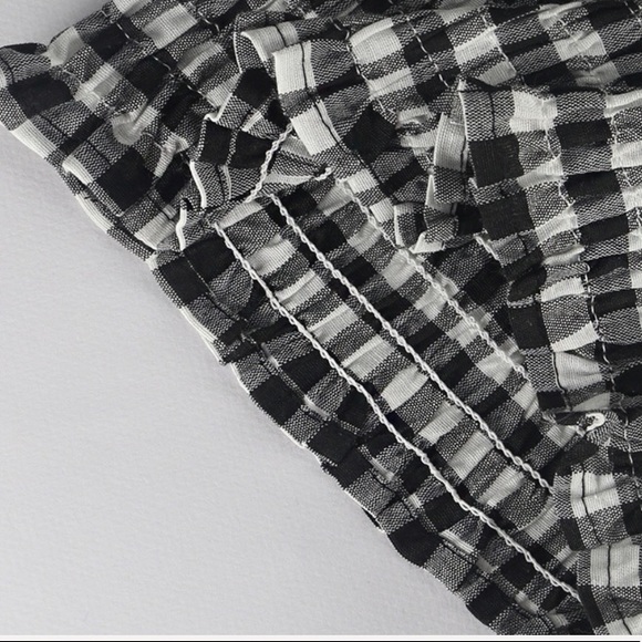 LAST ONE! Gingham Ruched Tube Top - Picture 4 of 4