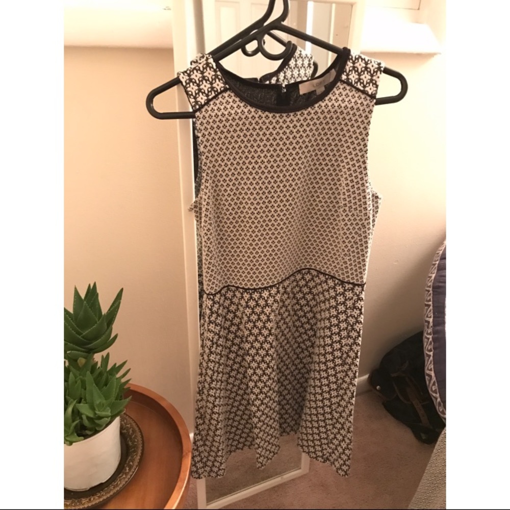 LOFT Size 6 Dress- SUPER Cute & Professional