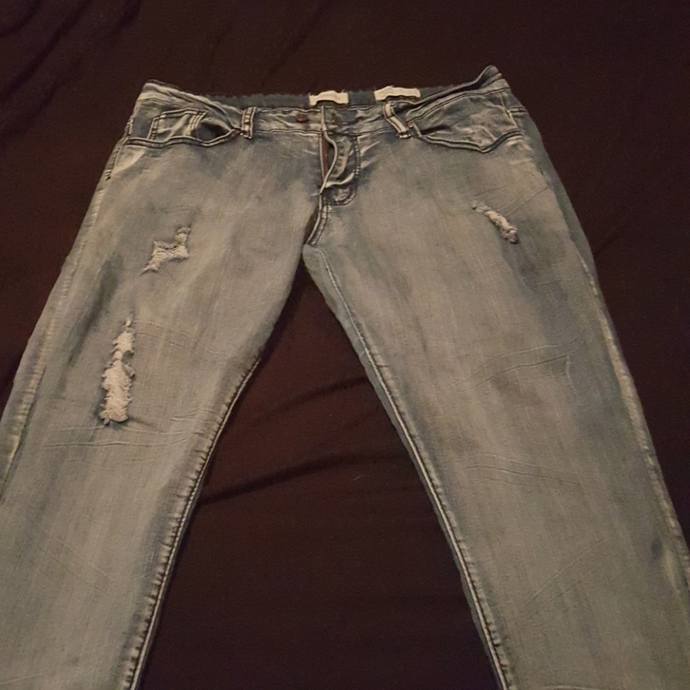 Jeans