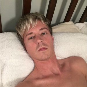 Meet your Posher, Kyle