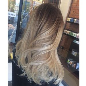 Meet your Posher, Cassandra