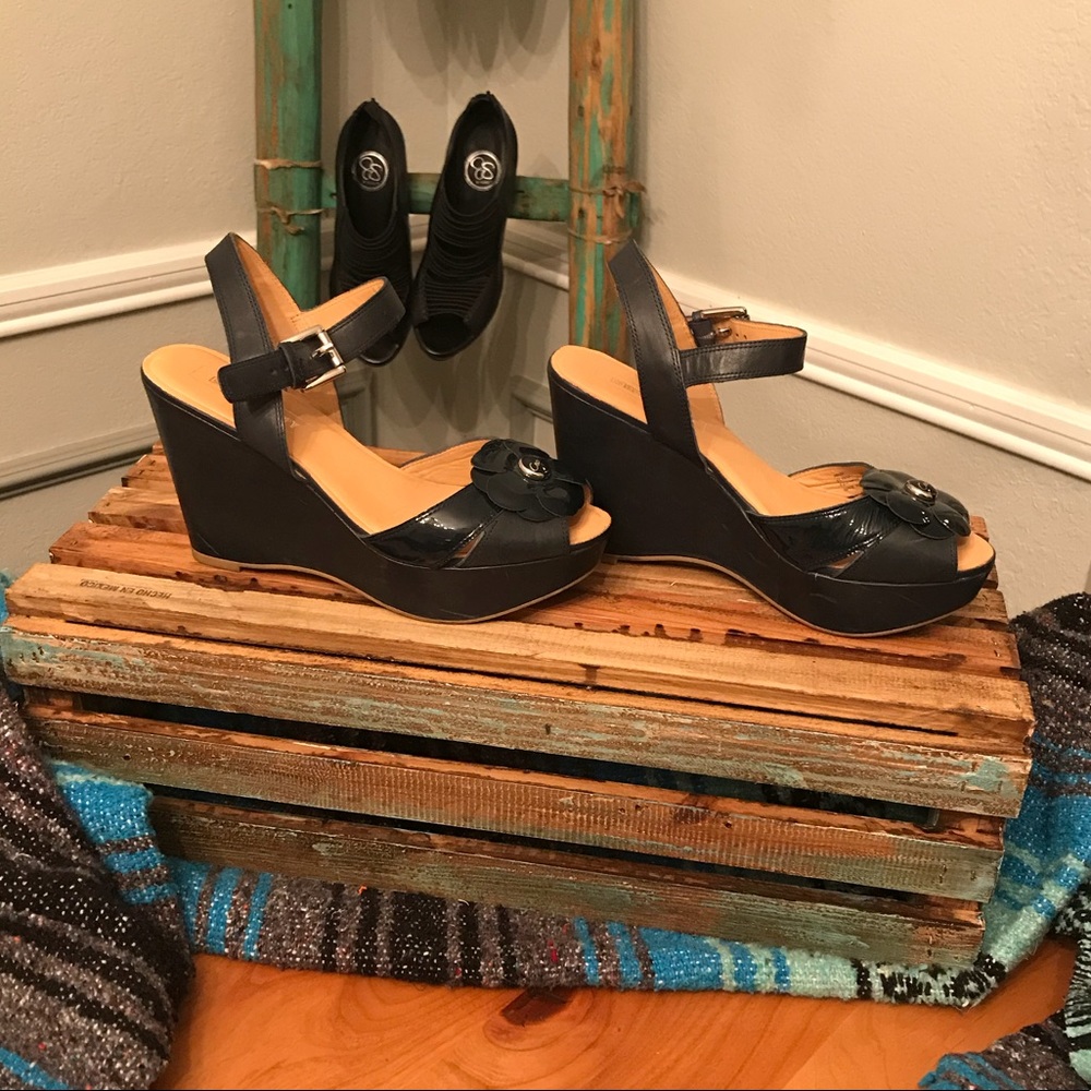 👠PRICE DROP👠Coach Poppy Elyssa Wedge