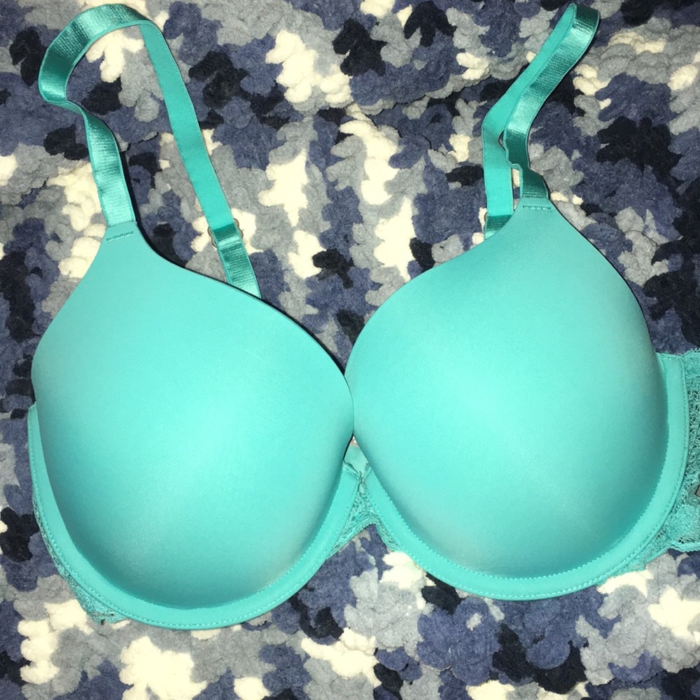 TIFFANY BLUE LACED BRA
