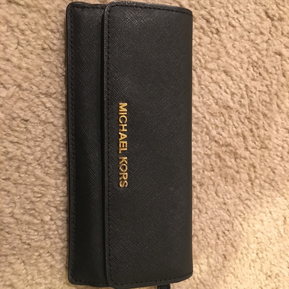 Michael Kors wallet