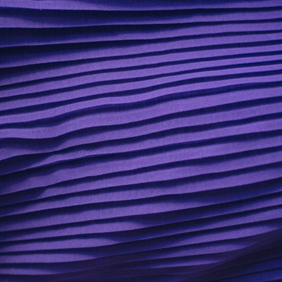 French connection strapless, pleated mini dress - Picture 3 of 3