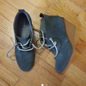 Sperry topsider grey suede wedge booties