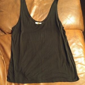 Piko black tank top