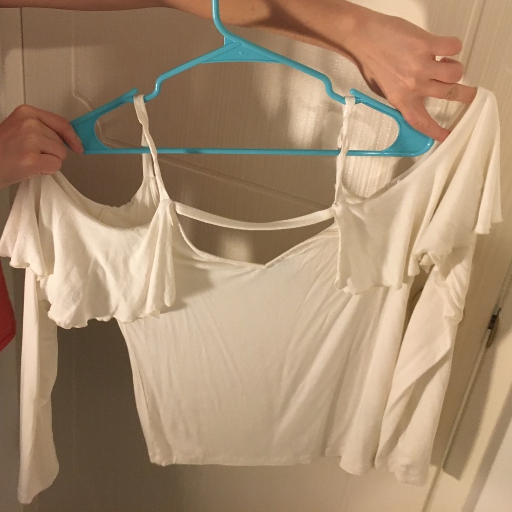 Chelsea sky long sleeve bare shoulder shirt