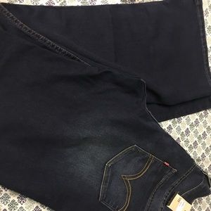 Levi’s 524