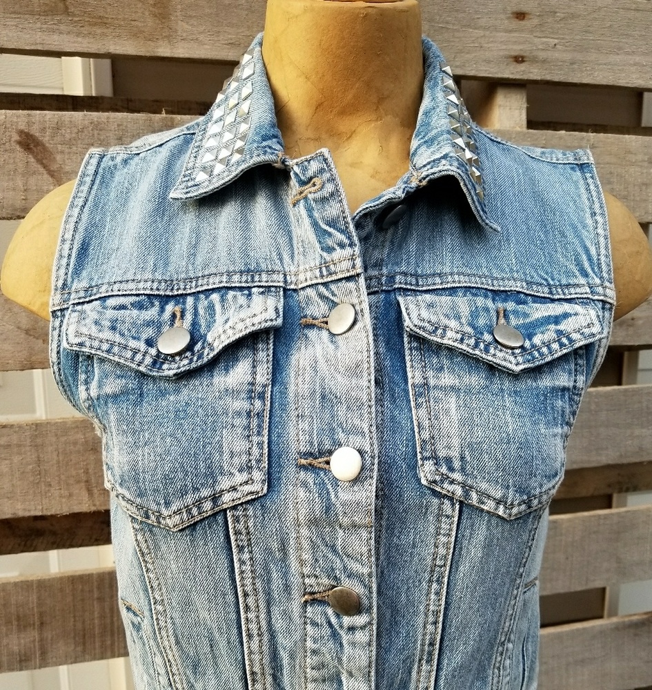 Forever 21 Denim jean vest