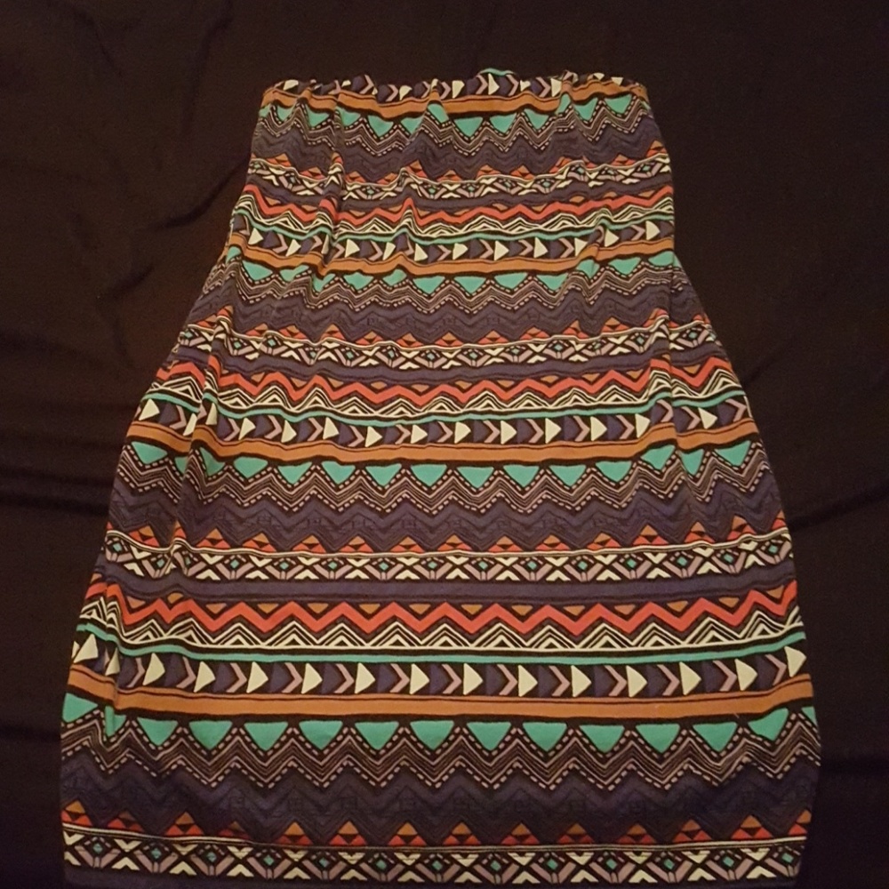 Dress - Picture 3 of 3