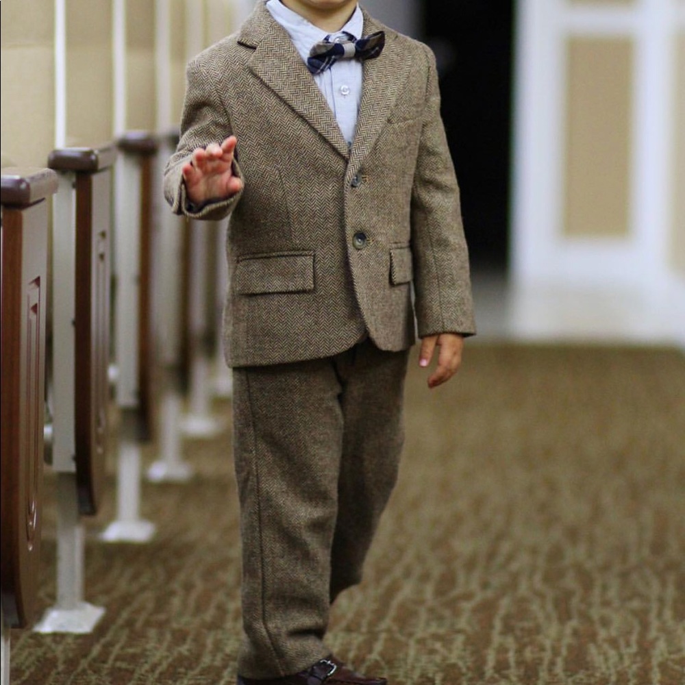 Janie and Jack suit