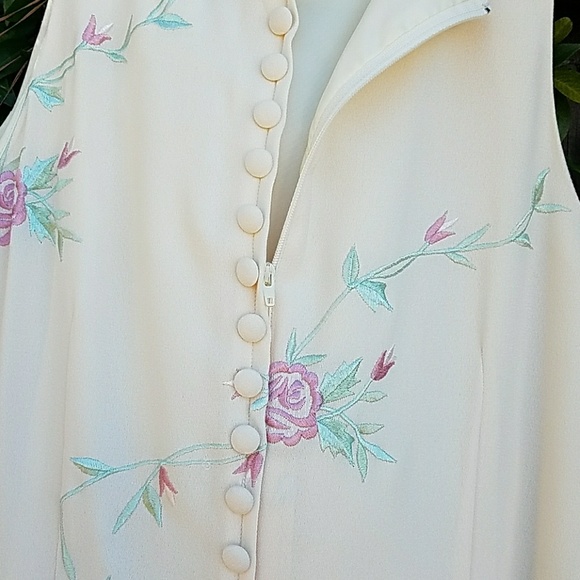 Column Dress - Picture 5 of 5