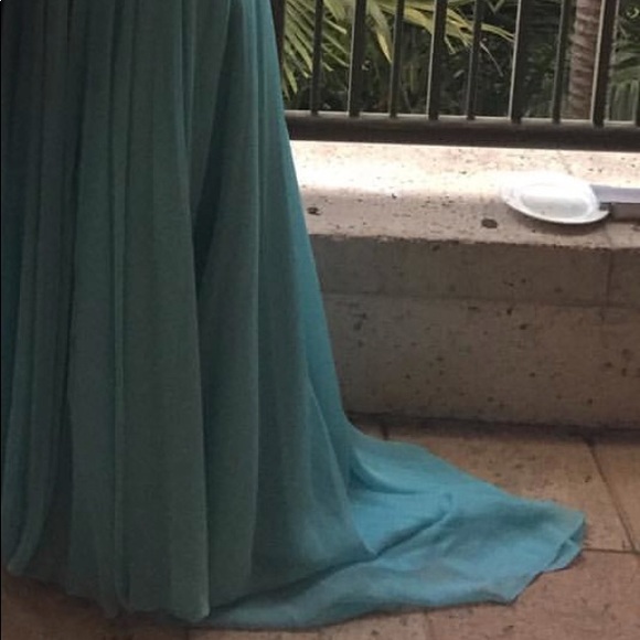 PROM DRESS - Picture 6 of 6