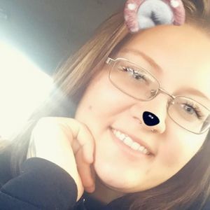 Meet your Posher, Michaela