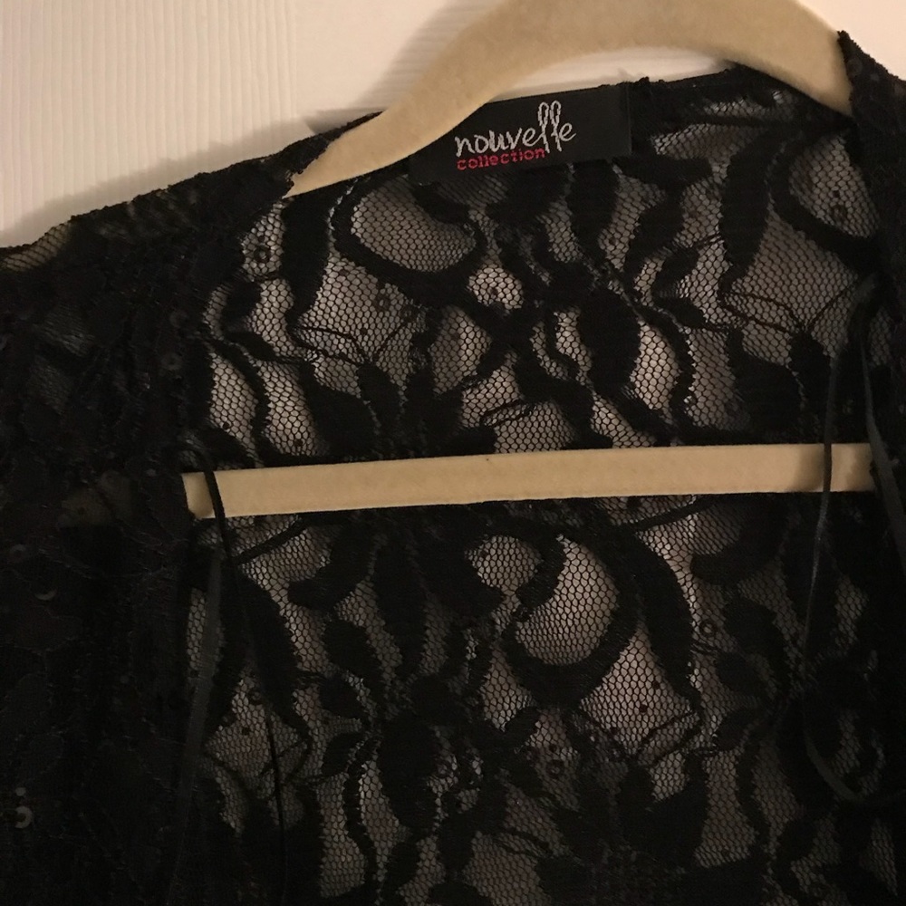 Shrug black lace