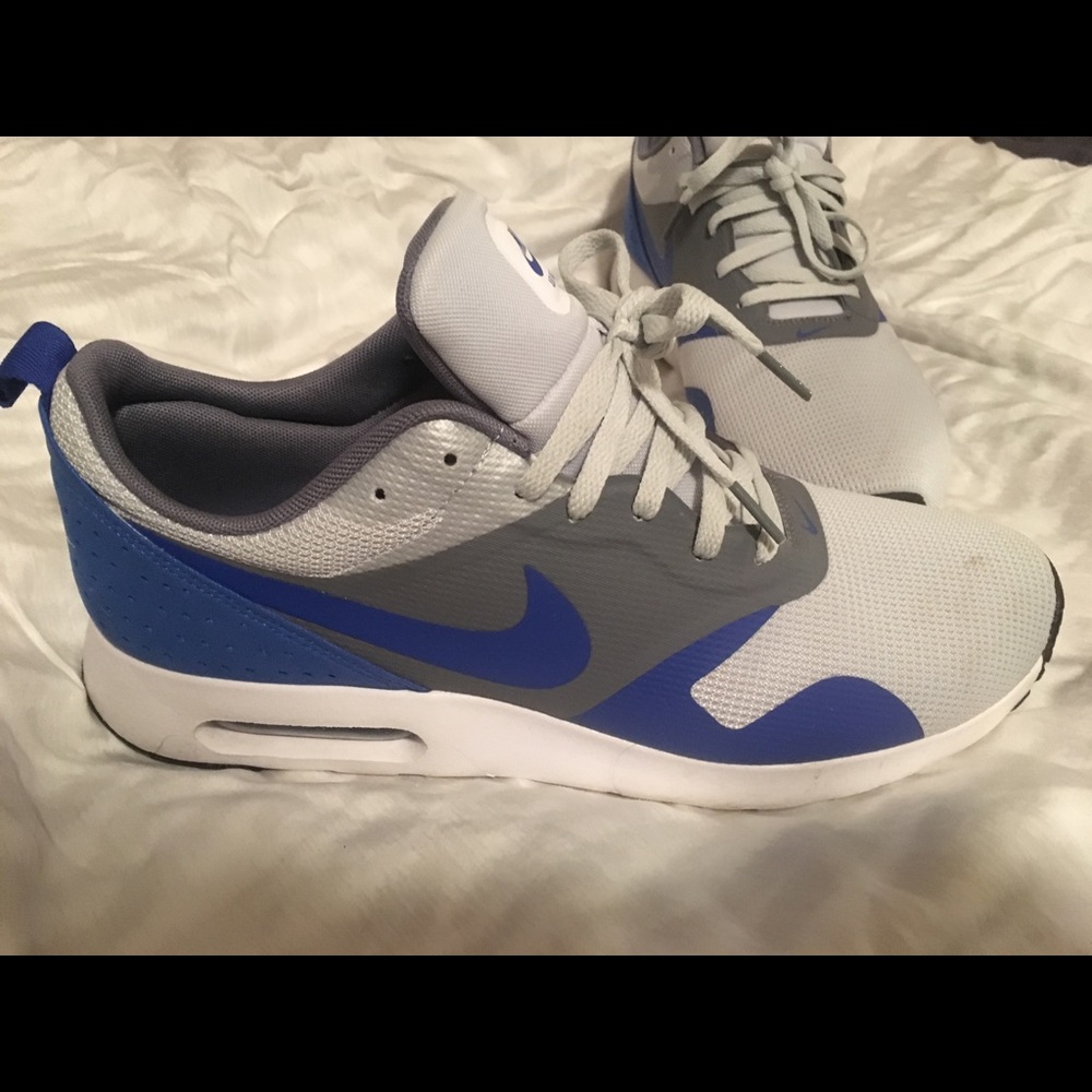 Nike Shoes size 10.5