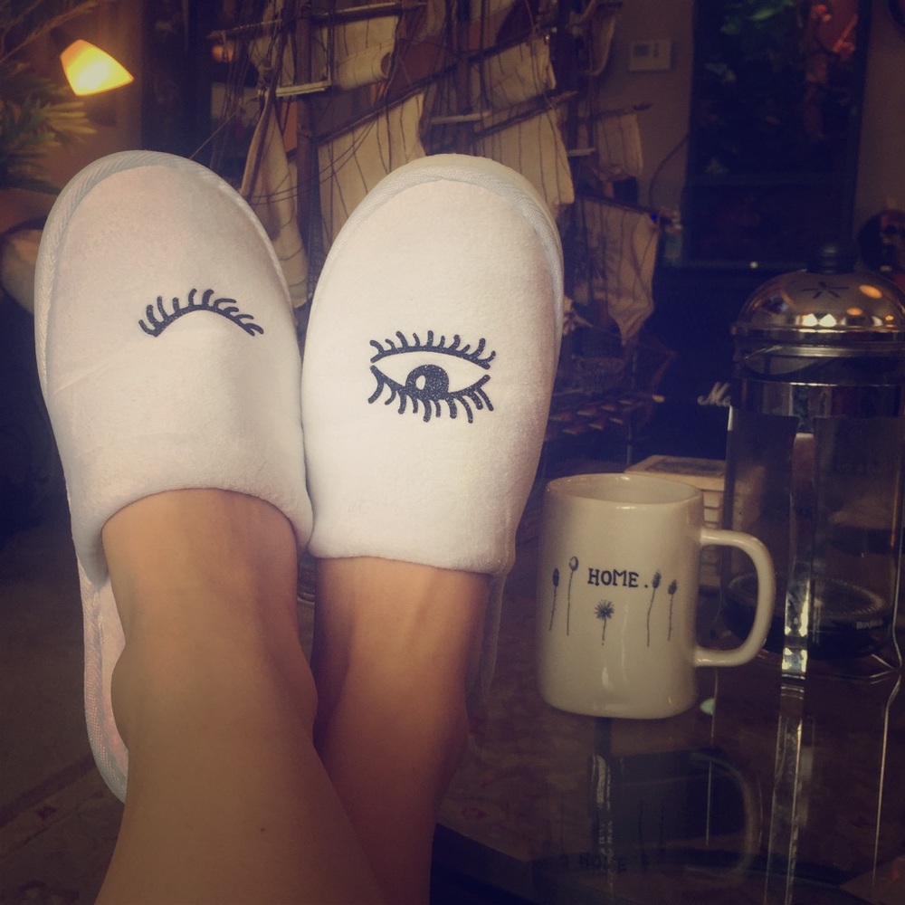 [Black Glitter] Wink Slippers