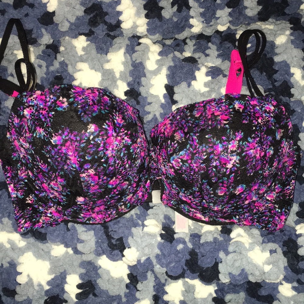 VS PINK FLORAL LACED BRA