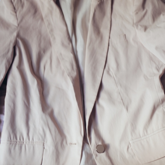 Calvin Klein women’s blazer - Picture 2 of 2