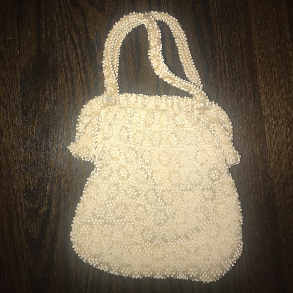 Vintage nude handbag