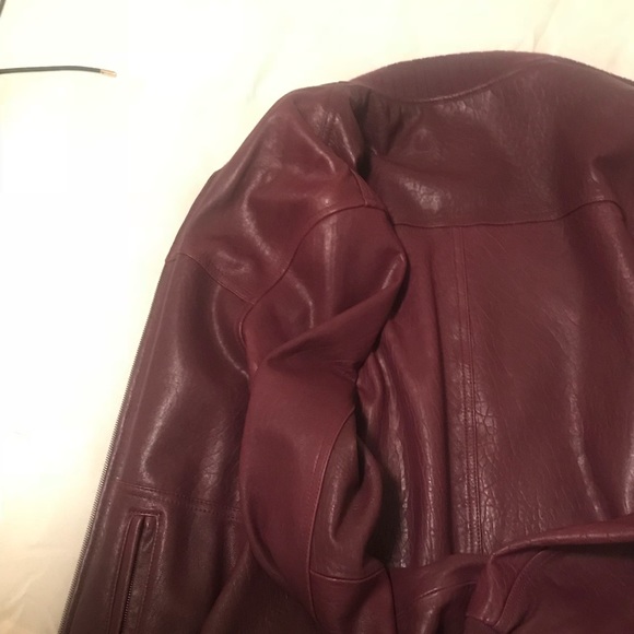 Jacket - Picture 3 of 4