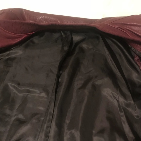 Jacket - Picture 4 of 4