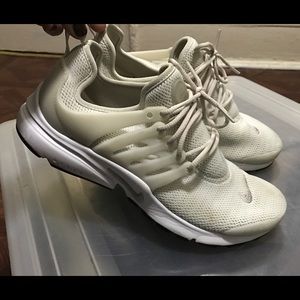 Women's Nike Prestos