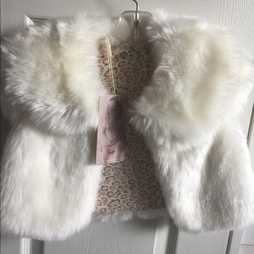 Sara Sara Fur vest size 6x