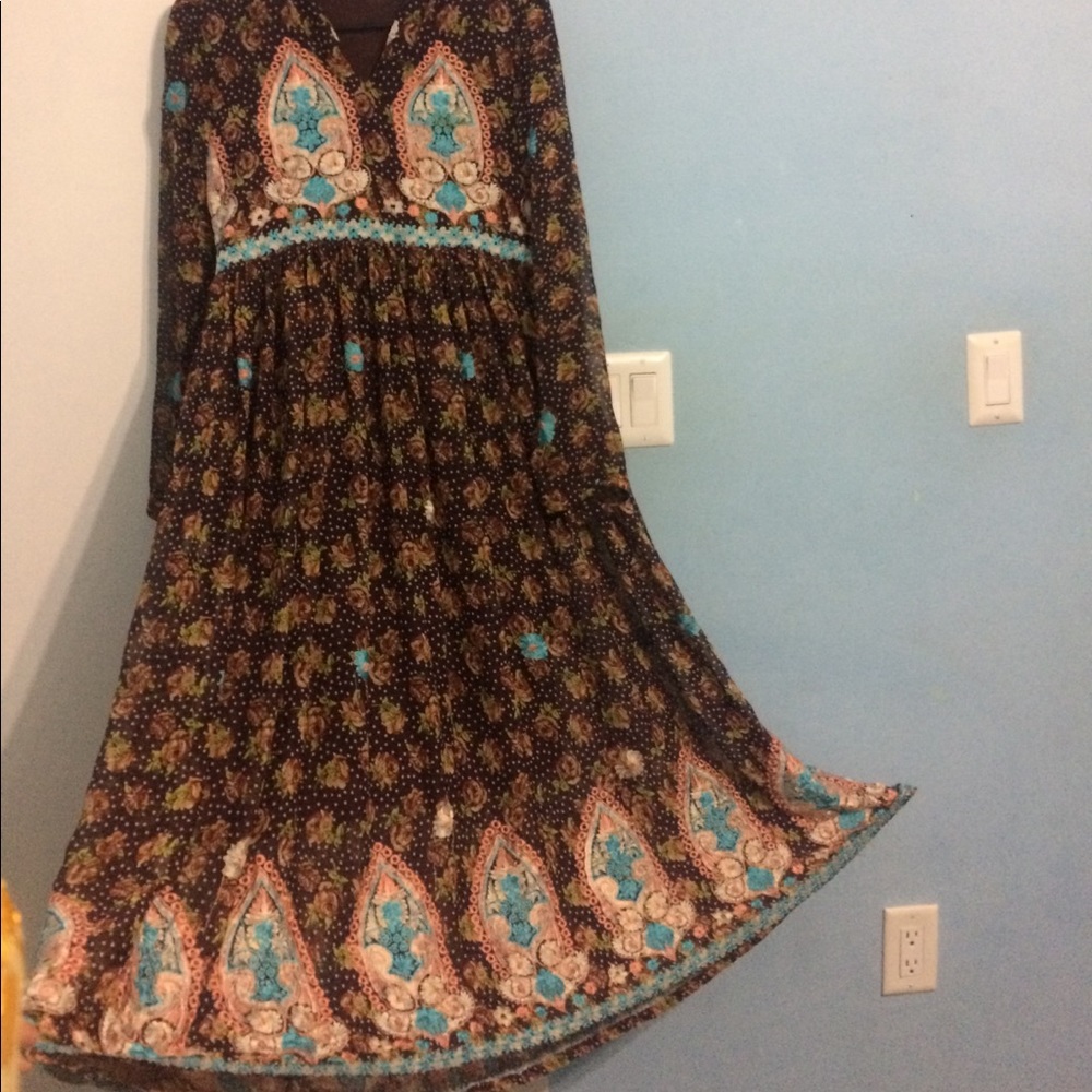 Long Floral dress. Pakistani dress. Anarkali Cute
