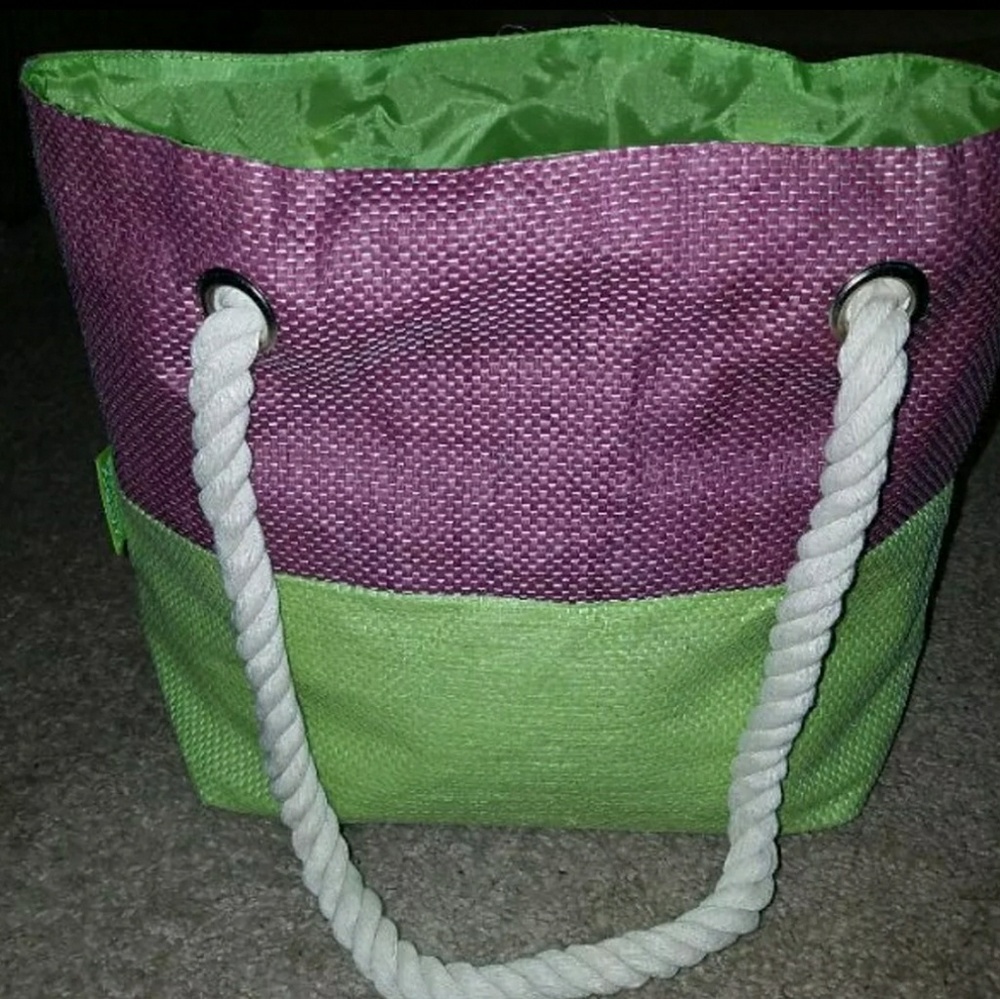 Brand new tote
