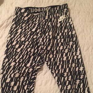Nike leggings