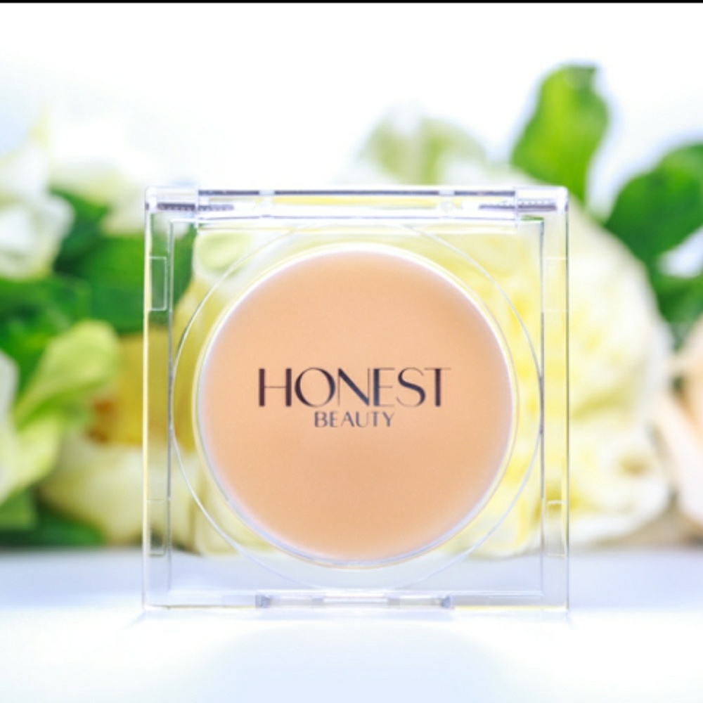 Honest beauty magic balm