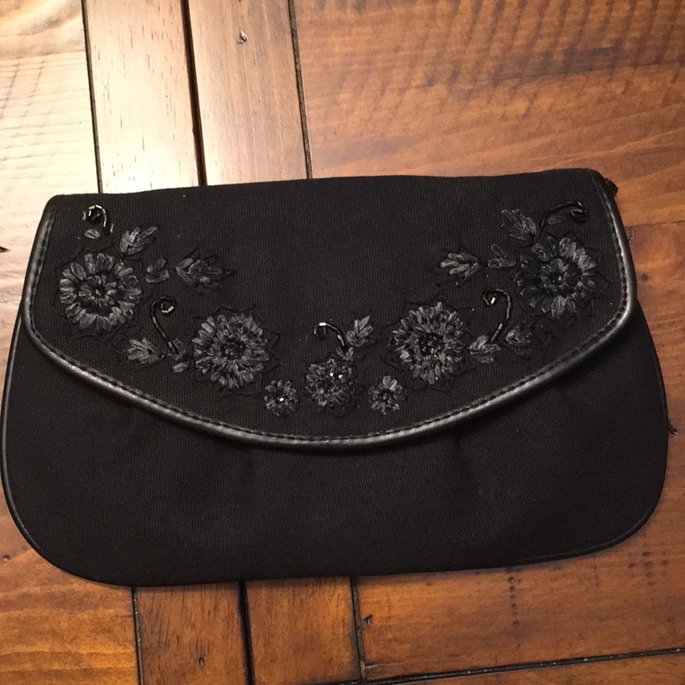 Canvas clutch