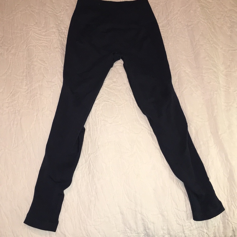 Navy/teal lululemon legging pants