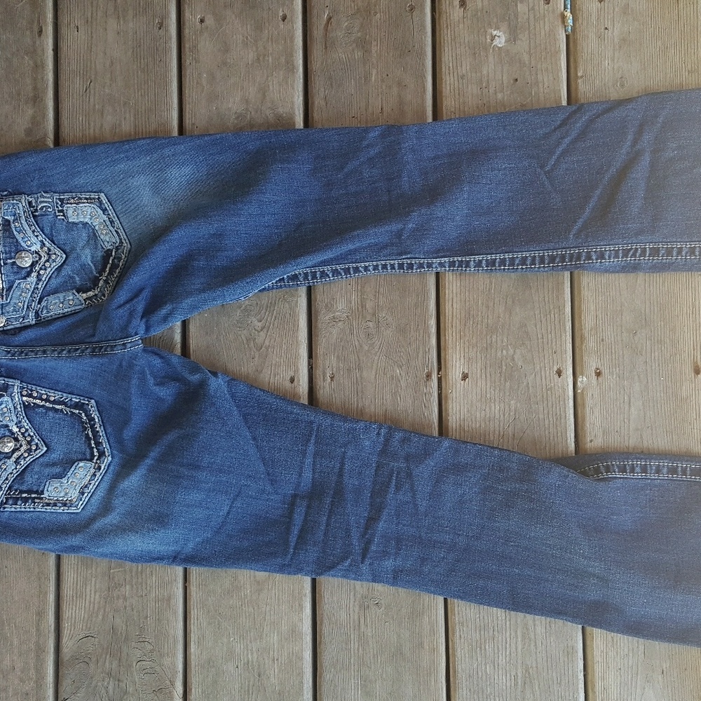 SOLD - Picture 2 of 4